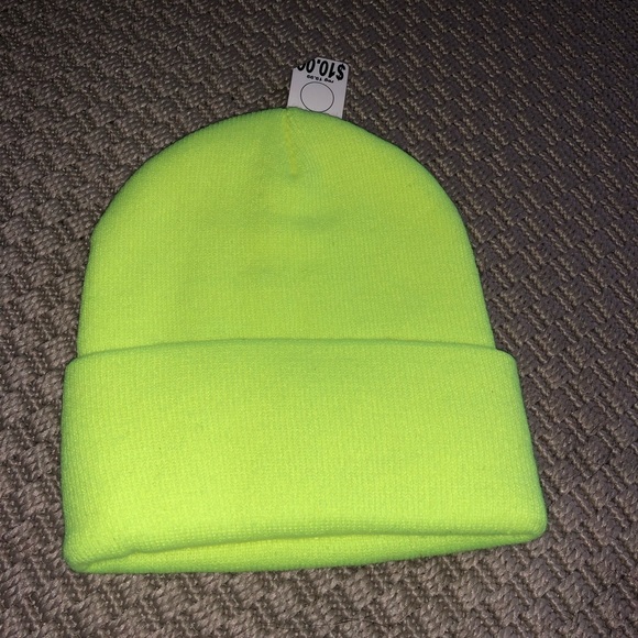BRAND NEW neon tuque - Picture 3 of 3